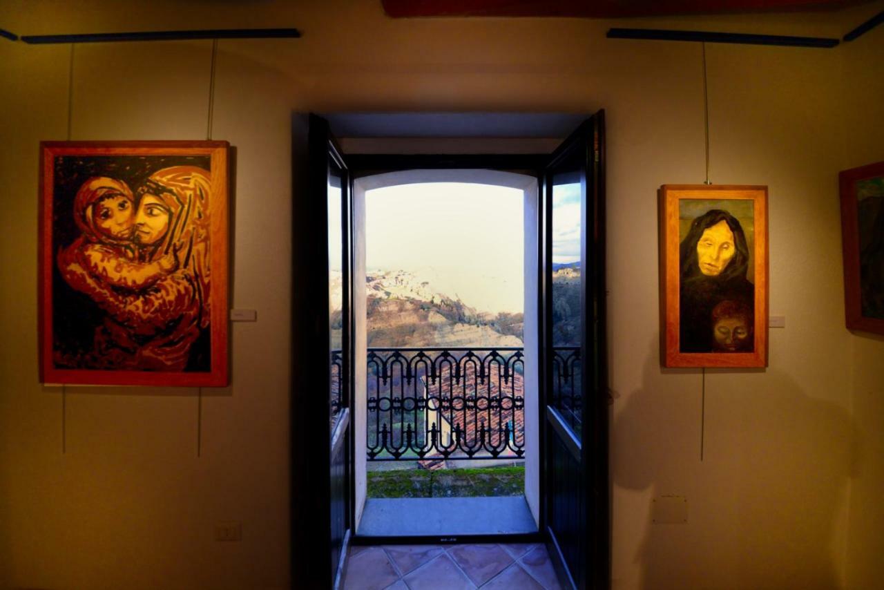 Palazzo Scelzi Hotel Aliano Buitenkant foto